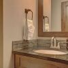 Отель B202 WaterTower Place, фото 8