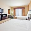 Отель Holiday Inn Express Hotel & Suites Clovis, an IHG Hotel, фото 3