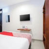 Отель OYO 491 Hotel Mata Air Tunjungan Surabaya, фото 6