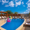 Отель Sunshine Villa with Private Pool, фото 12