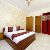 Отель OYO 990 Hotel Paradise, фото 4