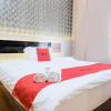 Отель Reddoorz Plus @ Simpang USU Medan, фото 16