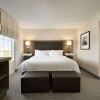 Отель Hampton Inn & Suites Newport/Middletown, фото 6