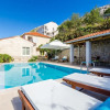 Отель Villa Art Gallery - Six Bedroom Villa With Terrace and Swimming Pool ID Direct Booker 962, фото 25