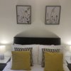 Отель Gladstone Apartments by Bluebell Rooms в Саутгемптоне