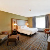 Отель Fairfield Inn & Suites by Marriott Milwaukee North, фото 27