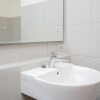 Отель Best and Sweet Homey Studio Bintaro Icon Apartment, фото 15