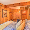 Отель Wrightwood Cabin w/ Cozy Interior!, фото 15