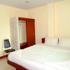 Отель S Vittayakorn Apartment, фото 2