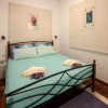 Отель IBIS Your Cosy Oasis With Private Parking and Patio, фото 8