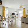 Отель Luxury Apartment near Paris la Défense with secured Parking, фото 3