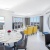 Отель Meriton Suites Bondi Junction, фото 24