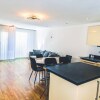 Отель Modern Spacious 2-bed Apartment in London, фото 10