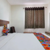 Отель Fabhotel V Grand, фото 8