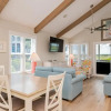 Отель Two Buoys And A Gull by Oak Island Accommodations, фото 15