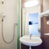 Отель B&B HOTEL Calais Centre Saint-Pierre, фото 8