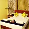 Отель Vista Rooms At Cst Sbs Road, фото 16