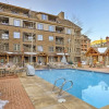 Отель Location, Location, Location! River Run Village! Ski In/out 2 Bedroom Condo by RedAwning, фото 14