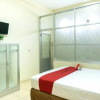 Отель J Hotel by RedDoorz, фото 6