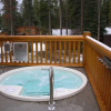 Отель Castle Mountain Chalets, фото 16