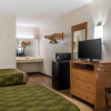 Отель Econo Lodge North, фото 3