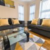 Отель Heathrow Clean 2Bedroom Apt with Parking, фото 5