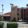 Отель Travelers Inn, фото 1