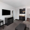 Отель La Quinta Inn & Suites by Wyndham Austin - Cedar Park, фото 5