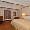 Отель Baymont Inn And Suites Lake Of The Ozarks в Осейдж-Биче