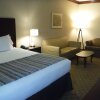 Отель Spring Lake Inn & Suites - Fayetteville, фото 19