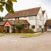 Отель Premier Inn Farnborough West - Southwood в Фарнборо