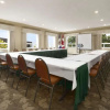 Отель DAYS INN & SUITES YELLOWKNIFE, фото 15