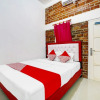 Отель 91173 Guesthouse King Puntodewo, фото 21