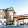 Отель Holiday Inn Express Carlsbad, an IHG Hotel, фото 1