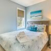 Отель Spacious Coastal Escape: 1 Block to Carolina Beach, фото 23