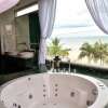 Отель The Beach Palace 2BR Luxury Beachfront, фото 14