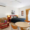 Отель Cairns Queens Court, фото 15