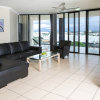 Отель Piermonde Apartments - Cairns, фото 2