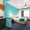 Отель Howard Johnson Suites Central, фото 19