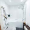 Отель Quiet, Spacious 1BR Hackney Central Flat for 3, фото 10
