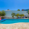 Отель Sleeps 16 Palm Beach - 6BR Villa w Private Pool, фото 16