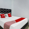 Отель RedDoorz near Plaza Medan Fair, фото 7
