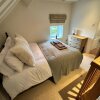 Отель Beautiful 4-bed Cottage in Heart of the Cotswolds, фото 2