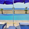 Отель Blue - Beach Front Spectacular Villa Sleeps 10, фото 15