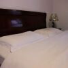 Отель She and He Hotel Apartment в Сиане
