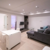 Отель Brand New Modern Unit With Easy Access to the City, фото 1