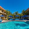 Отель Coconut Cove All-Suite Hotel, фото 12