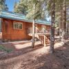 Отель Charming Truckee Cabin: 5 Mi to Donner Lake! в Траки