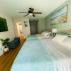 Отель Luxury 2beds,2baths, free parking at Waikiki Beach, фото 10