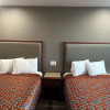 Отель Royal Motel Tracy Llc, фото 2